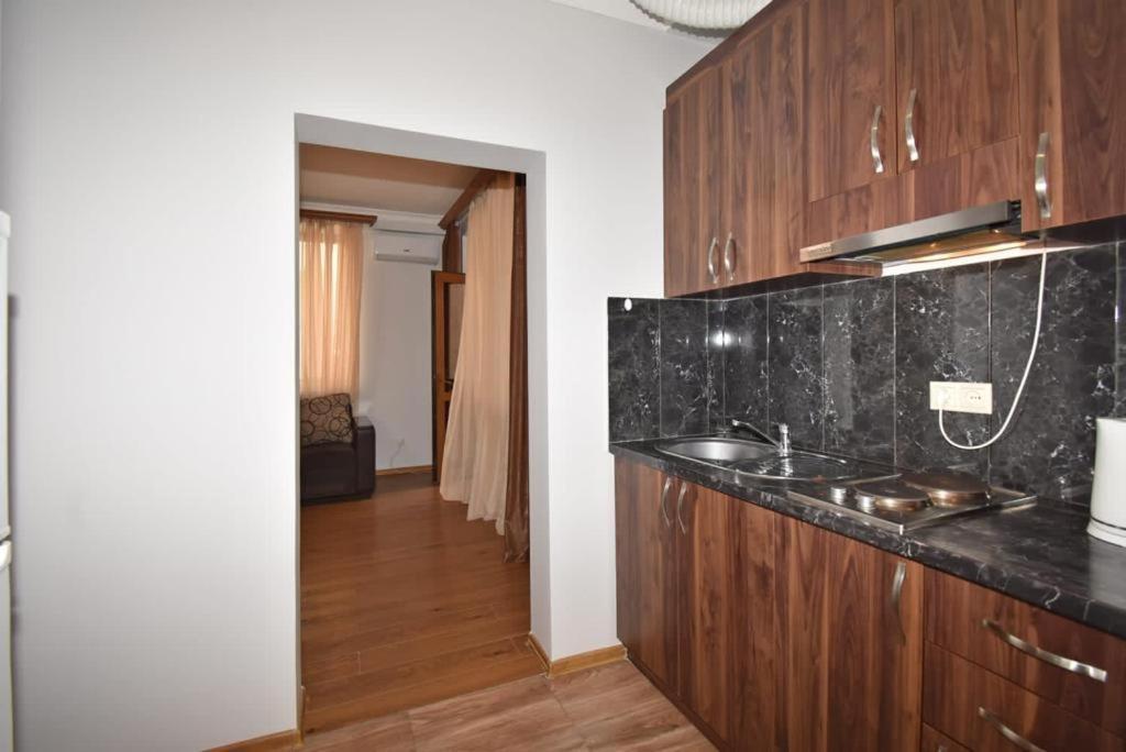 74/3New Building In The Center Of The Capital Apartment Yerevan Luaran gambar