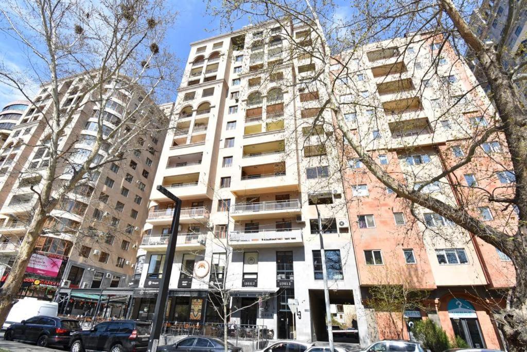 74/3New Building In The Center Of The Capital Apartment Yerevan Luaran gambar