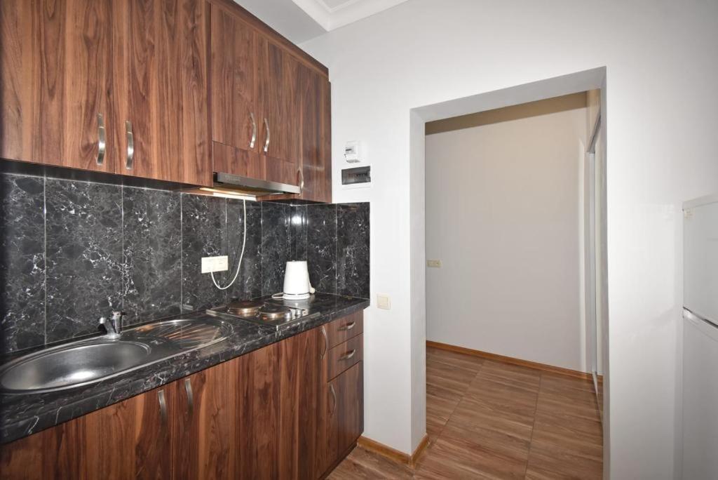 74/3New Building In The Center Of The Capital Apartment Yerevan Luaran gambar