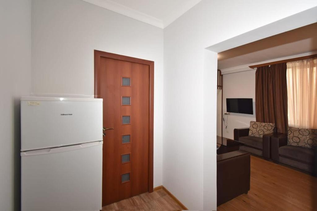 74/3New Building In The Center Of The Capital Apartment Yerevan Luaran gambar