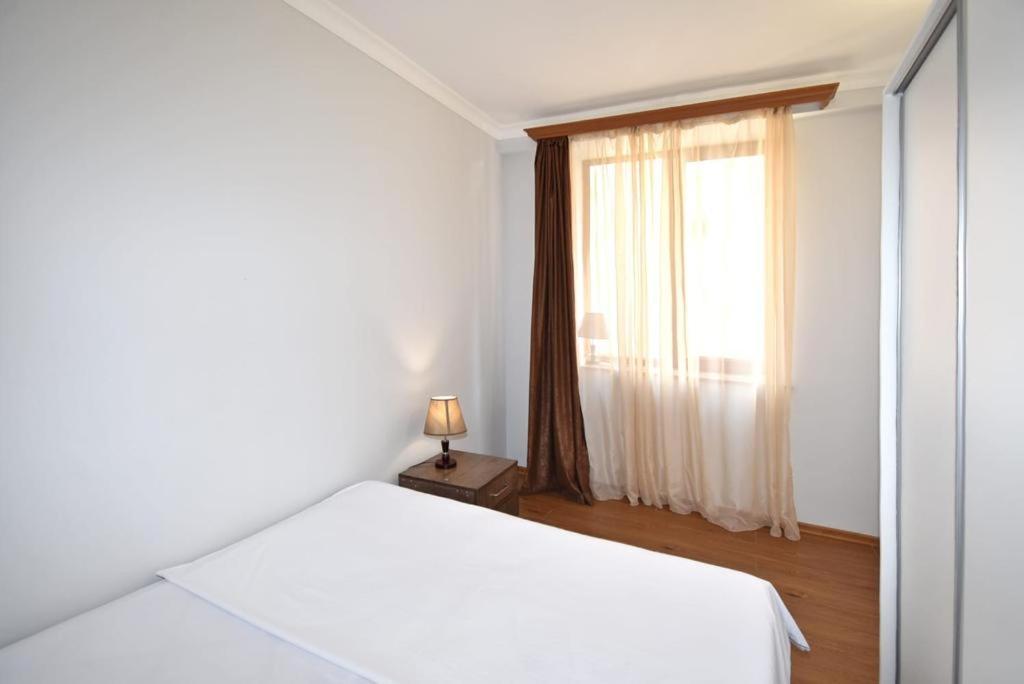 74/3New Building In The Center Of The Capital Apartment Yerevan Luaran gambar